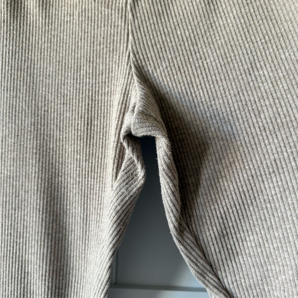 H&M Mama Maternity Women’s Light Beige Melange Before & After Ribbed Pants - Picture 14 of 16